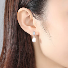 Load image into Gallery viewer, 925 Sterling Silver Classic Simple White Freshwater Pearl Earrings with Cubic Zirconia