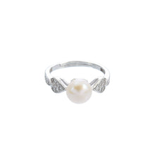 Load image into Gallery viewer, 925 Sterling Silver Simple Sweet Heart White Freshwater Pearl Adjustable Ring with Cubic Zirconia