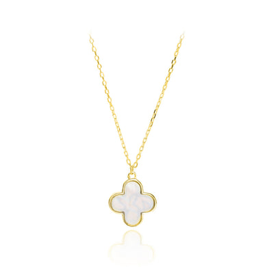 925 Sterling Silver Plated Gold Simple and Fashion Four-leafed Clover Shell Pendant with Necklace