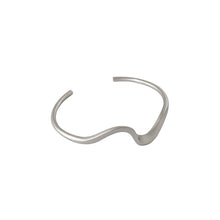 Load image into Gallery viewer, 925 Sterling Silver Simple Personality Wave Pattern Geometric Open Bangle