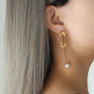Fashion Creative Plated Gold 316L Stainless Steel Paper Clip Shaped Imitation Pearl Tassel Asymmetric Earrings