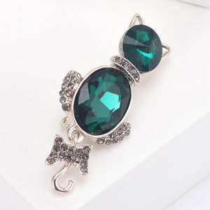 Fashion Simple Cat Brooch with Green Cubic Zirconia