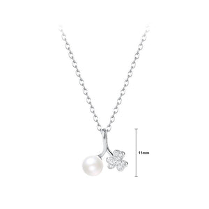 925 Sterling Silver Simple Sweet Three-leafed Clover Imitation Pearl Pendant with Cubic Zirconia and Necklace