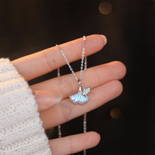 Load image into Gallery viewer, 925 Sterling Silver Fashion Simple Ginkgo Leaf Pendant with Cubic Zirconia and Necklace