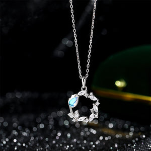 925 Sterling Silver Fashion Temperament Tulip Circle Moonstone Pendant with Cubic Zirconia and Necklace
