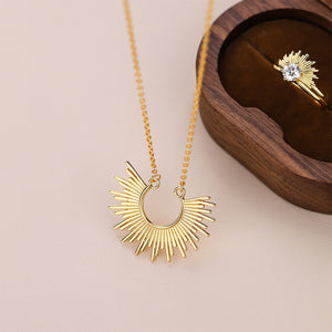 925 Sterling Silver Plated Gold Fashion Temperament Sun Pendant with Necklace