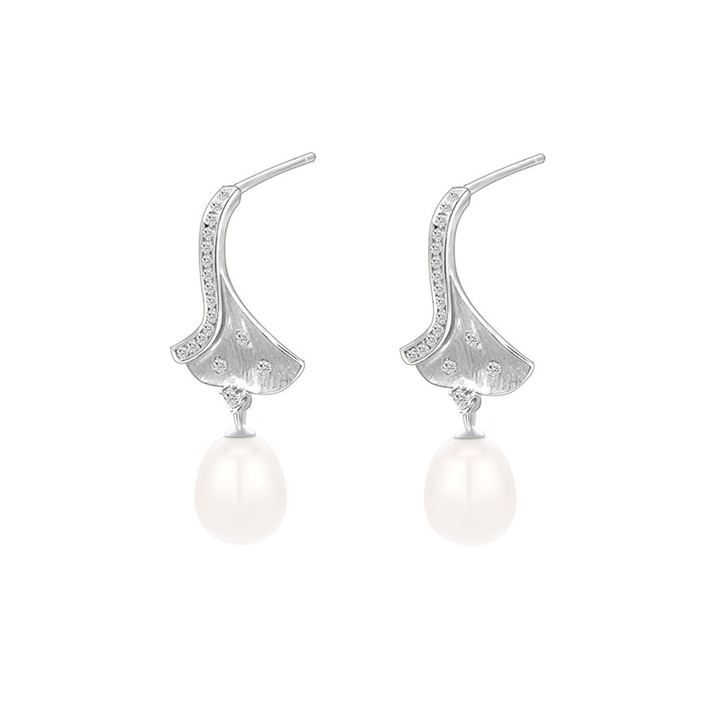 925 Sterling Silver Fashion Temperament Ginkgo Leaf Freshwater Pearl Earrings with Cubic Zirconia