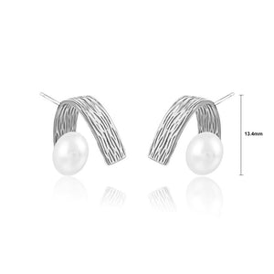 925 Sterling Silver Fashion Temperament Irregular Pattern V-shaped Geometric Freshwater Pearl Stud Earrings