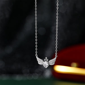 925 Sterling Silver Fashion Brilliant Heart-shaped Angel Wings Pendant with Cubic Zirconia and Necklace