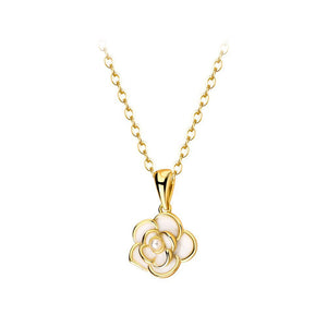 925 Sterling Silver Plated Gold Fashion and Elegant Camellia Imitation Pearl Pendant with Necklace