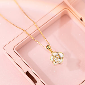 925 Sterling Silver Plated Gold Fashion and Elegant Camellia Imitation Pearl Pendant with Necklace