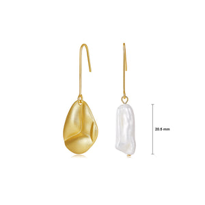 925 Sterling Silver Plated Gold Fashion and Personality Geometric Freshwater Pearl Asymmetrical Earrings