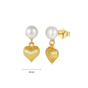 925 Sterling Silver Plated Gold Fashion and Personality Heart Freshwater Pearl Stud Earrings