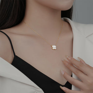 925 Sterling Silver Plated Gold Fashion Simple Four-Leafed Clover Pendant with Cubic Zirconia and Necklace