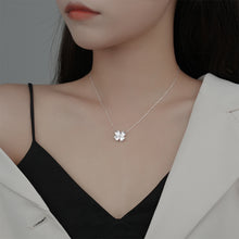 Load image into Gallery viewer, 925 Sterling Silver Fashion Simple Four-Leafed Clover Pendant with Cubic Zirconia and Necklace