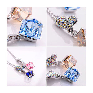 Lovely Butterfly‘s Gift with Pendant with Silver and Blue Austrian Element Crystals
