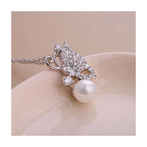 Pretty Butterfly Pendant with Silver Austrian Element Crystal and White Fashion Pearl