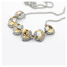 Load image into Gallery viewer, Elegant Champagne Gold Crystal Necklace (40cm)