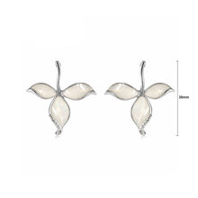 Load image into Gallery viewer, Simple Flower Earrings with White Austrian Element Crystals
