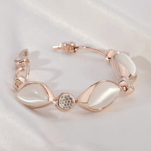 Fashion Bracelet with White Austrian Element Crystal Sand Fashion Cat's Eye