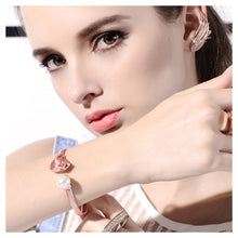Load image into Gallery viewer, Fashion Plated Rose Golden Helped with White Austrian Element Crystal Sand Fashion Pearls