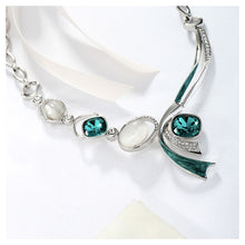 Load image into Gallery viewer, Simple Necklace with Green Cubic Zircon and White Fashion Cat&#39;s Eye