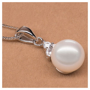 925 Sterling Silver Pendant with Freshwater Cultured Pearl and Necklace