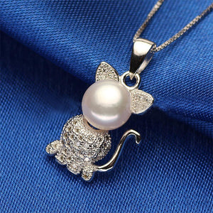925 Sterling Silver Cat Pendant with Freshwater Cultured Pearl and Necklace - Glamorousky
