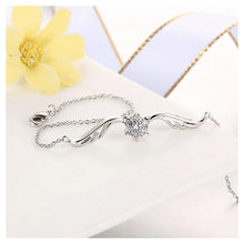 Load image into Gallery viewer, Simple Angel Wings Bracelet with White Austrian Element Crystal