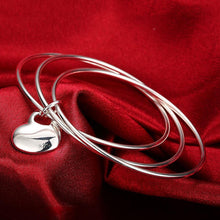 Load image into Gallery viewer, 925 Silver Plated Elegant Heart Bangle - Glamorousky