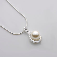 Load image into Gallery viewer, Elegant Drop-shaped Pendant with Fashion Pearls and Necklace - Glamorousky