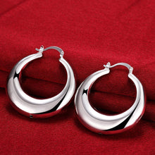 Load image into Gallery viewer, Simple and Elegant Round Earrings - Glamorousky