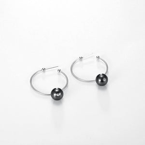 925 Sterling Silver Elegant Fashion Circle Earrings with Black Pearl - Glamorousky