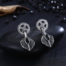 Load image into Gallery viewer, 925 Sterling Silver Retro Fashion Leaf Earrings - Glamorousky