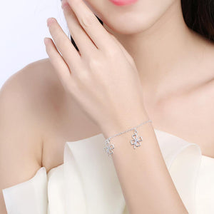 Simple Romantic Four-leafed Clover Bracelet - Glamorousky