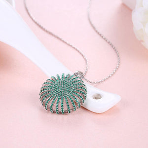 925 Sterling Silver Sparkling Elegant Fashion Sun Flower Pendant Necklace with Green Cubic Zircon - Glamorousky