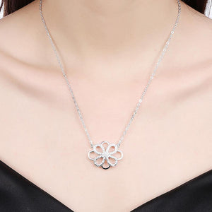 Simple Fashion Hollow Pattern Cubic Zircon Necklace - Glamorousky