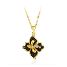 Load image into Gallery viewer, Elegant and Fashion Plated Gold Four-leafed Clover Pendant with Austrian Element Crystal and Necklace - Glamorousky