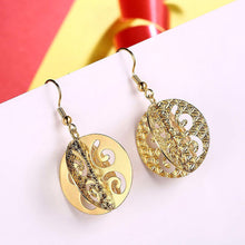 Load image into Gallery viewer, Fashion Elegant Plated Gold Cutout Earrings - Glamorousky
