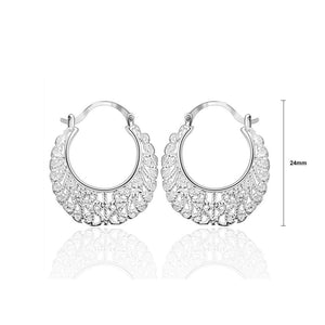 Fashion Elegant Openwork Carved Geometric Earrings - Glamorousky