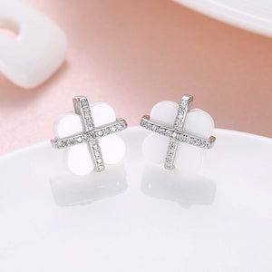 925 Sterling Silver Fashion Simple Four-leafed Clover Cubic Zircon White Ceramic Stud Earrings - Glamorousky