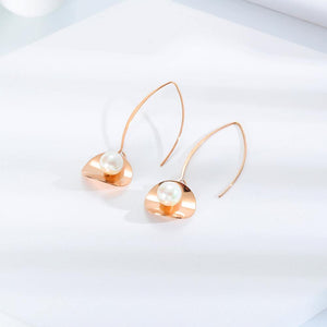 Fashion and Elegant Plated Rose Gold Geometric Pearl Titanium Steel Earrings - Glamorousky