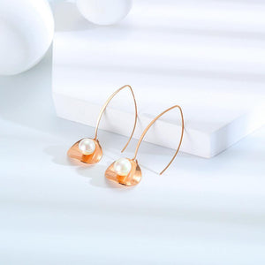 Fashion and Elegant Plated Rose Gold Geometric Pearl Titanium Steel Earrings - Glamorousky