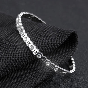 Fashion Elegant Roman Numeral Geometric Round Titanium Steel Bracelet with Cubic Zirconia - Glamorousky
