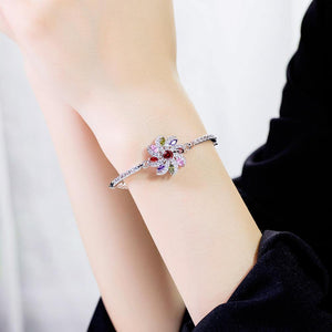 Fashion Elegant Flower Cubic Zirconia Bracelet - Glamorousky