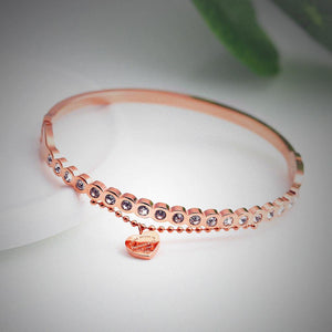 Elegant and Fashion Plated Rose Gold Heart-shaped Titanium Steel Bracelet with Cubic Zirconia - Glamorousky