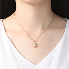 Load image into Gallery viewer, 925 Sterling Silver Plated Gold Fashion Simple Star Pendant with Freshwater Pearls and Necklace