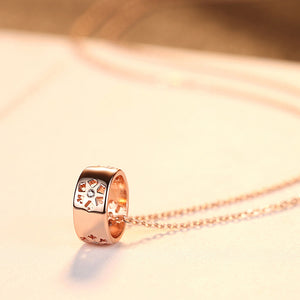 925 Sterling Silver Plated Rose Gold Simple Fashion Ring Flower Pendant with Cubic Zirconia and Necklace