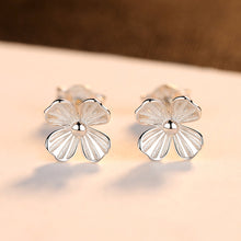 Load image into Gallery viewer, 925 Sterling Silver Fashion and Elegant Flower Stud Earrings