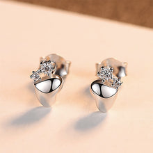 Load image into Gallery viewer, 925 Sterling Silver Simple Romantic Heart-shaped Cubic Zirconia Stud Earrings